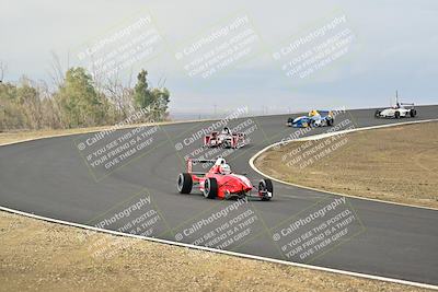 media/Jan-26-2025-CalClub SCCA (Sun) [[cfcea7df88]]/Group 2/Race/